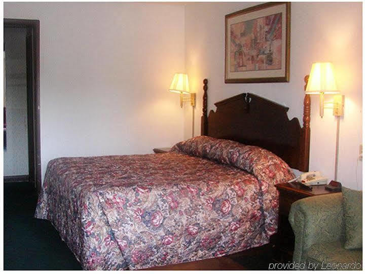 Scottish Inn And Suites פרי חדר תמונה