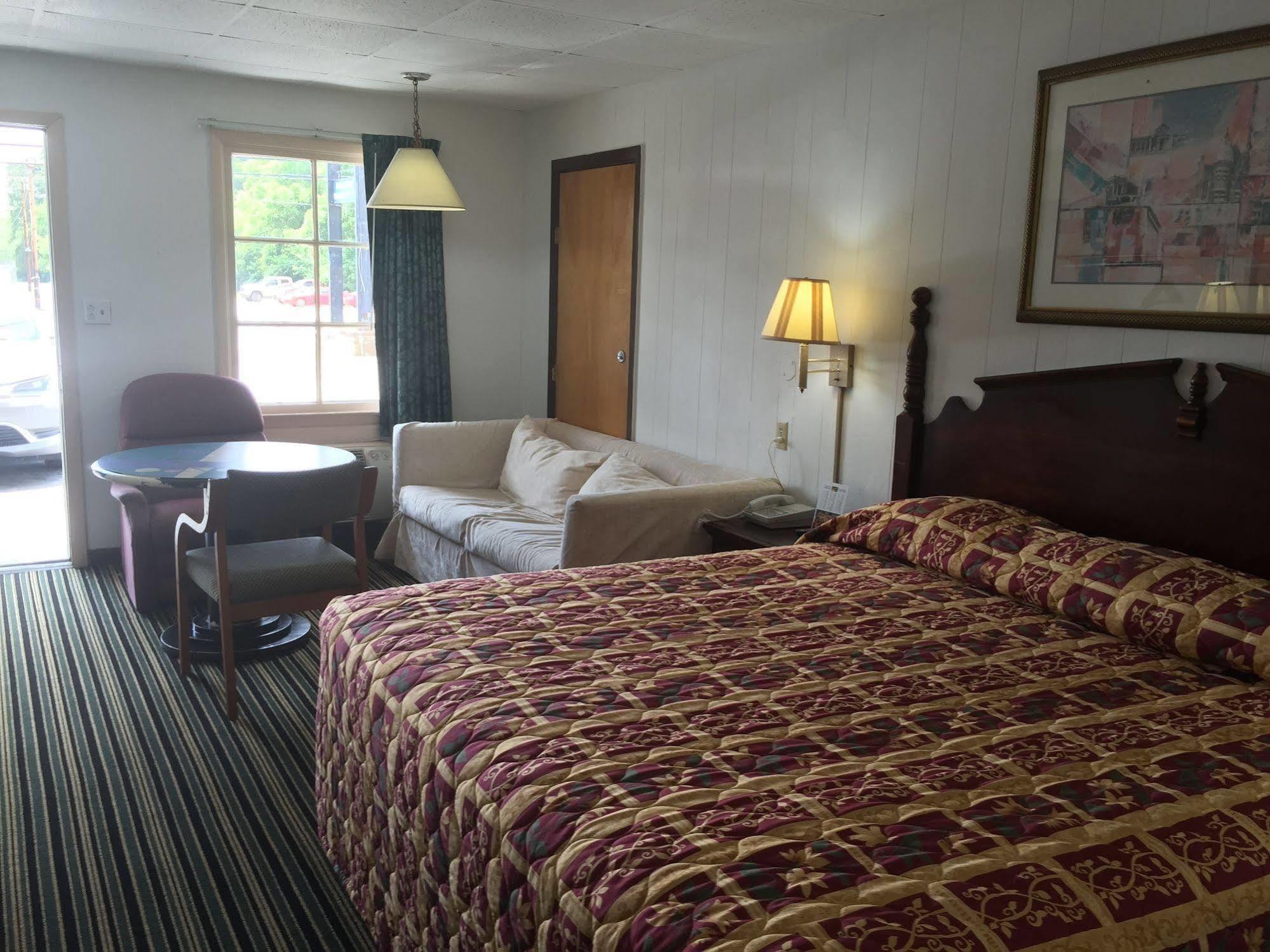 Scottish Inn And Suites פרי מראה חיצוני תמונה
