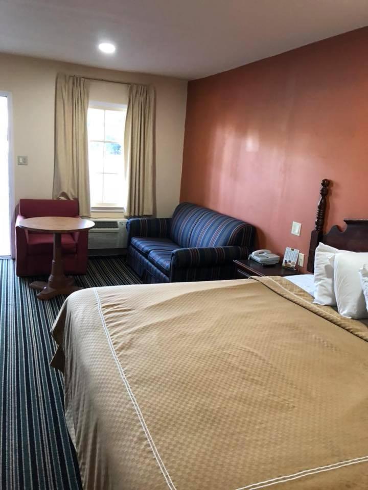 Scottish Inn And Suites פרי מראה חיצוני תמונה
